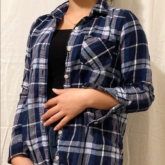 ✨Cool Tone Old Navy Flannel✨ - Picture 4 of 4